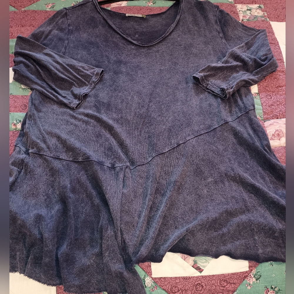 CHALET et ceci Distressed Blue Asymmetrical Hem Hemp Tunic Top Size L